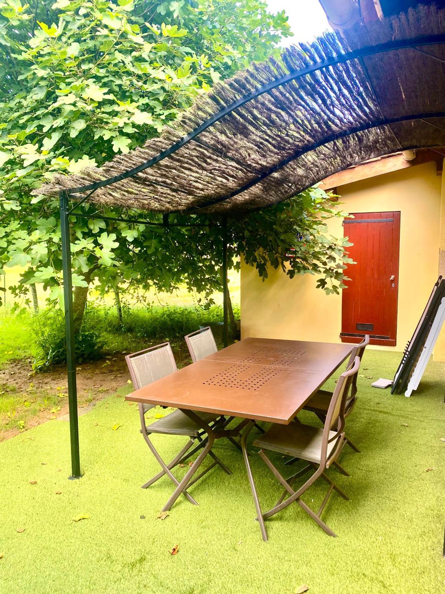Camping La Ferme De Perdigat Limeuil Dış mekan fotoğraf