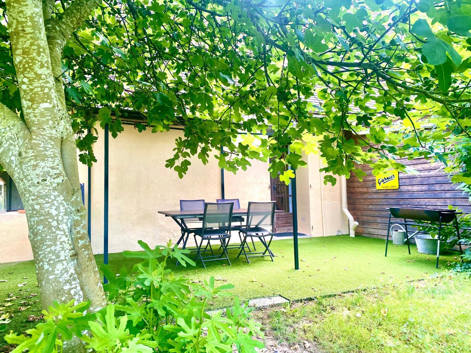Camping La Ferme De Perdigat Limeuil Dış mekan fotoğraf